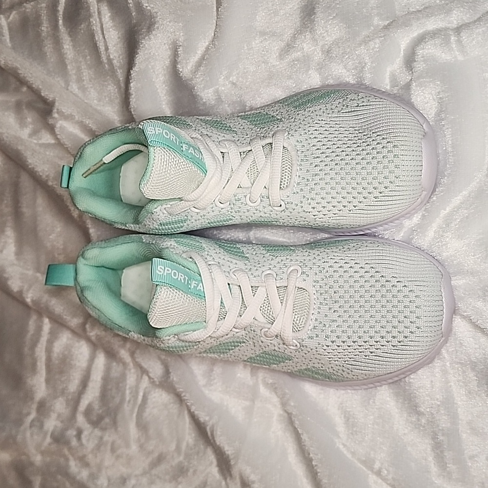Teal & White Women’s Sneakers – Size 39 (Brand New)